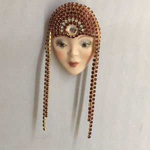 THE GREAT GATSBY ART DECO VINTAGE FLAPPER FACE MASK BROOCH